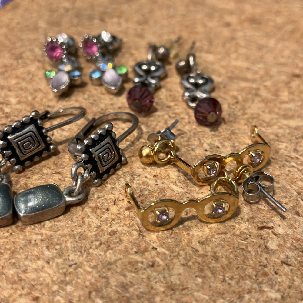 Dangle Earrings Bundle 4 Pairs Dainty silver and gold tones - Picture 7 of 12